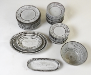 33-Ceramic-plates-dishes-serving-bowls-by-Albert-Thiry42