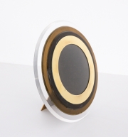 Circular-Christian-Dior-photo-frame3