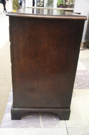 mahogany-chest-of-drawers-with-brushing-slide-6