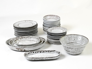 33 Ceramic plates, dishes &amp; serving bowls by Albert Thiry