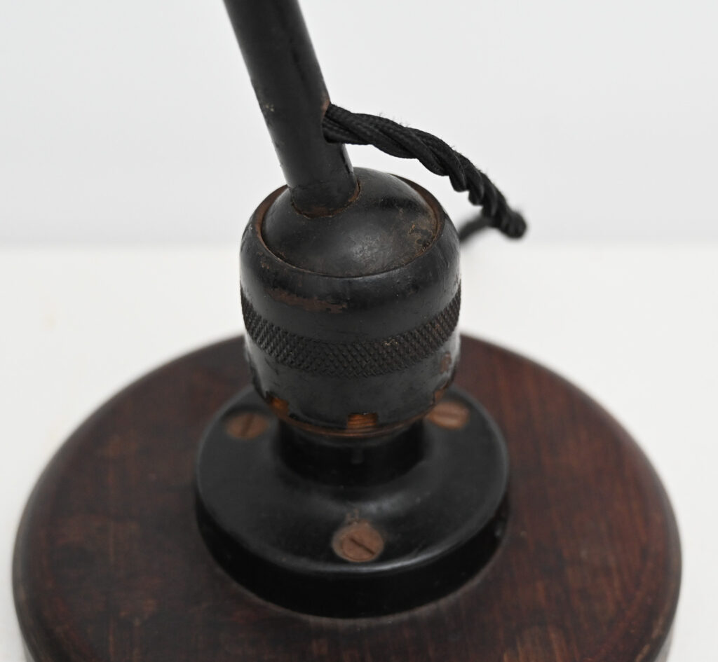 1930s Gras Ravel model 304 semi fixe table lamp 09
