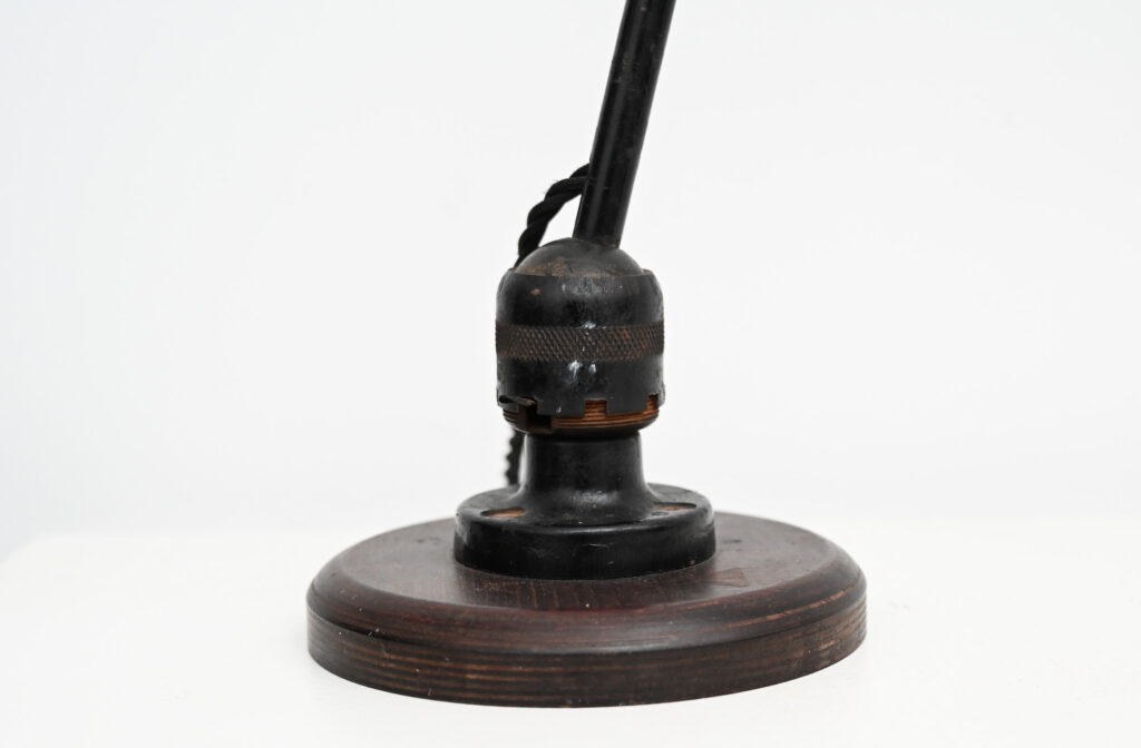 1930s Gras Ravel model 304 semi fixe table lamp 14