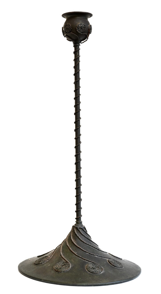 Pair of Rivière Studios Arts & Crafts Copper Candlesticks with Twisted Stems, USA 03 Pair of Rivière Studios Arts & Crafts Copper Candlesticks with Twisted Stems, USA 03