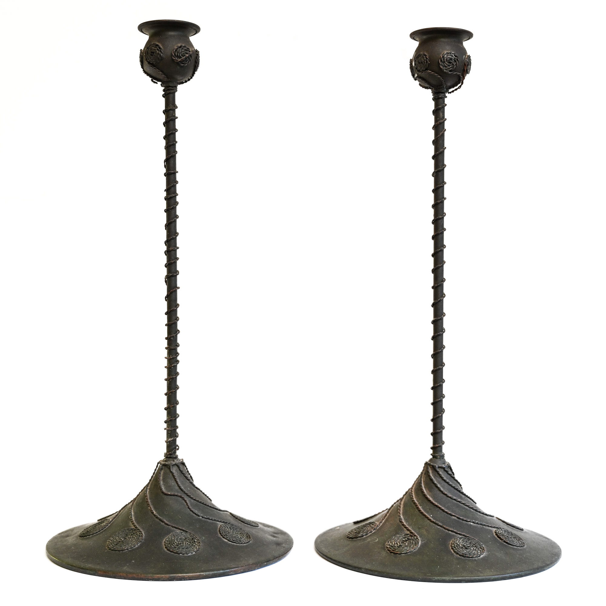 Pair of Rivière Studios Arts & Crafts Copper Candlesticks with Twisted Stems, USA 04