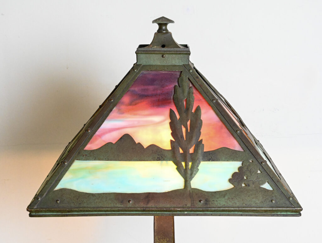 Pittsburgh Scenic Slag Glass Table Lamp 19 Pittsburgh Scenic Slag Glass Table Lamp 19