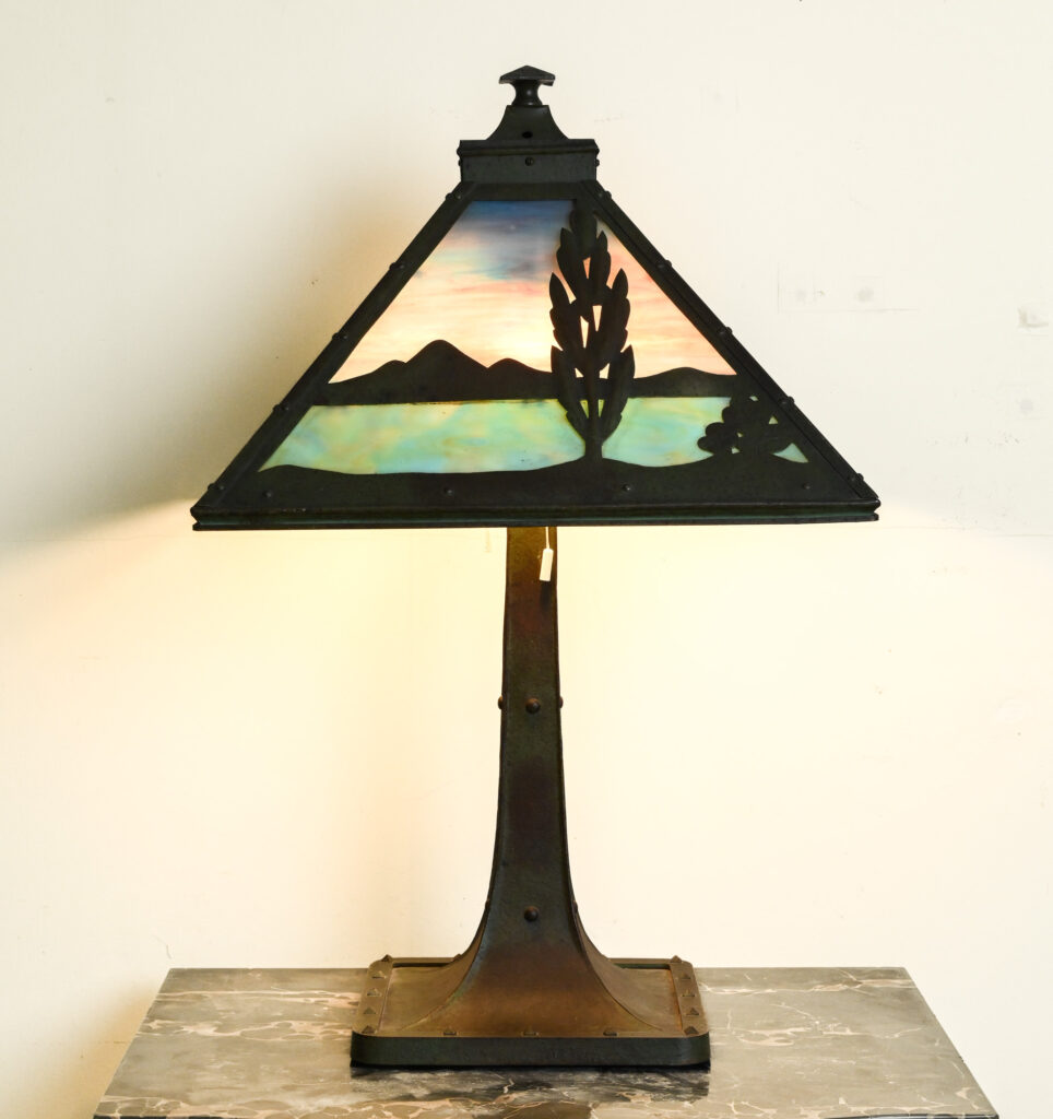 Pittsburgh Scenic Slag Glass Table Lamp 25 Pittsburgh Scenic Slag Glass Table Lamp 25