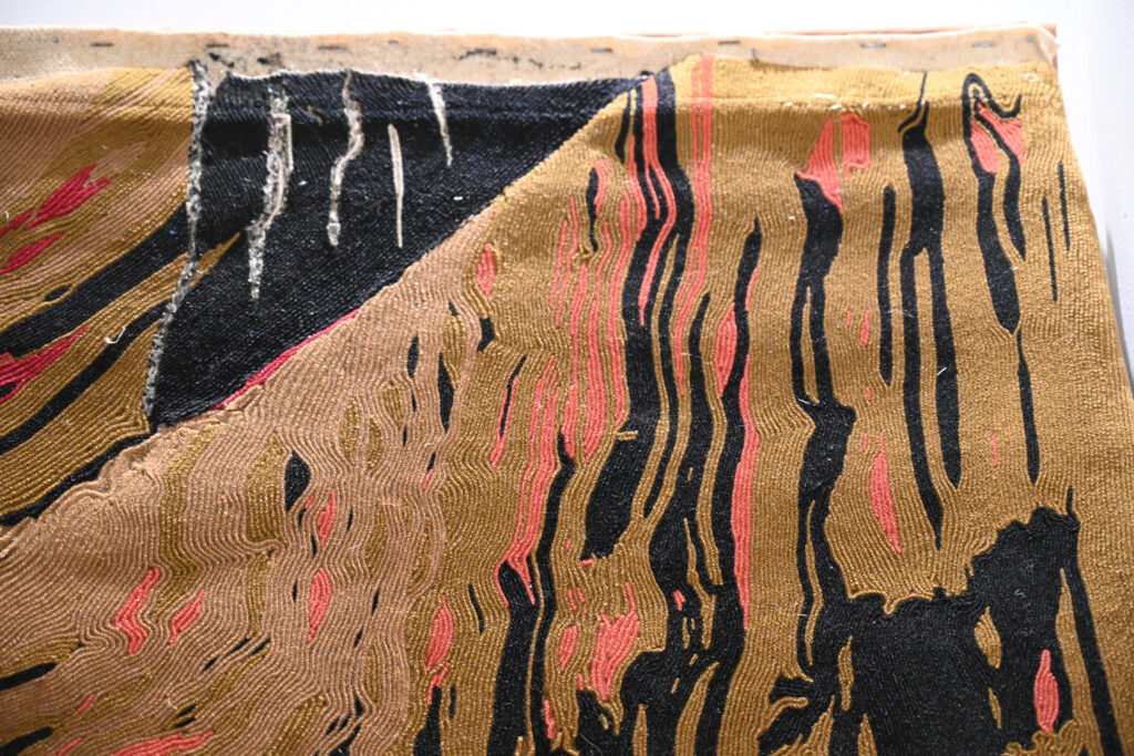 Rayon Ecarlate abstract tapestry by Maurice André 05