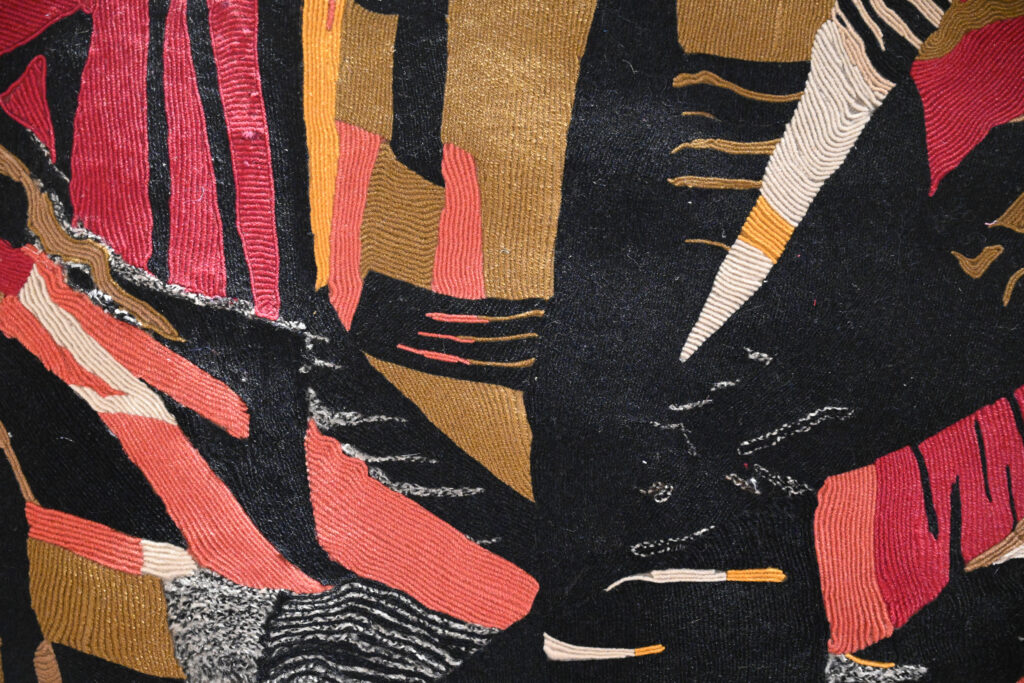 Rayon Ecarlate abstract tapestry by Maurice André 10