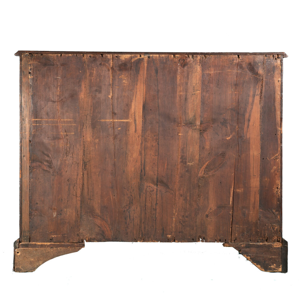 18th century Mahogany knee-hole desk-4