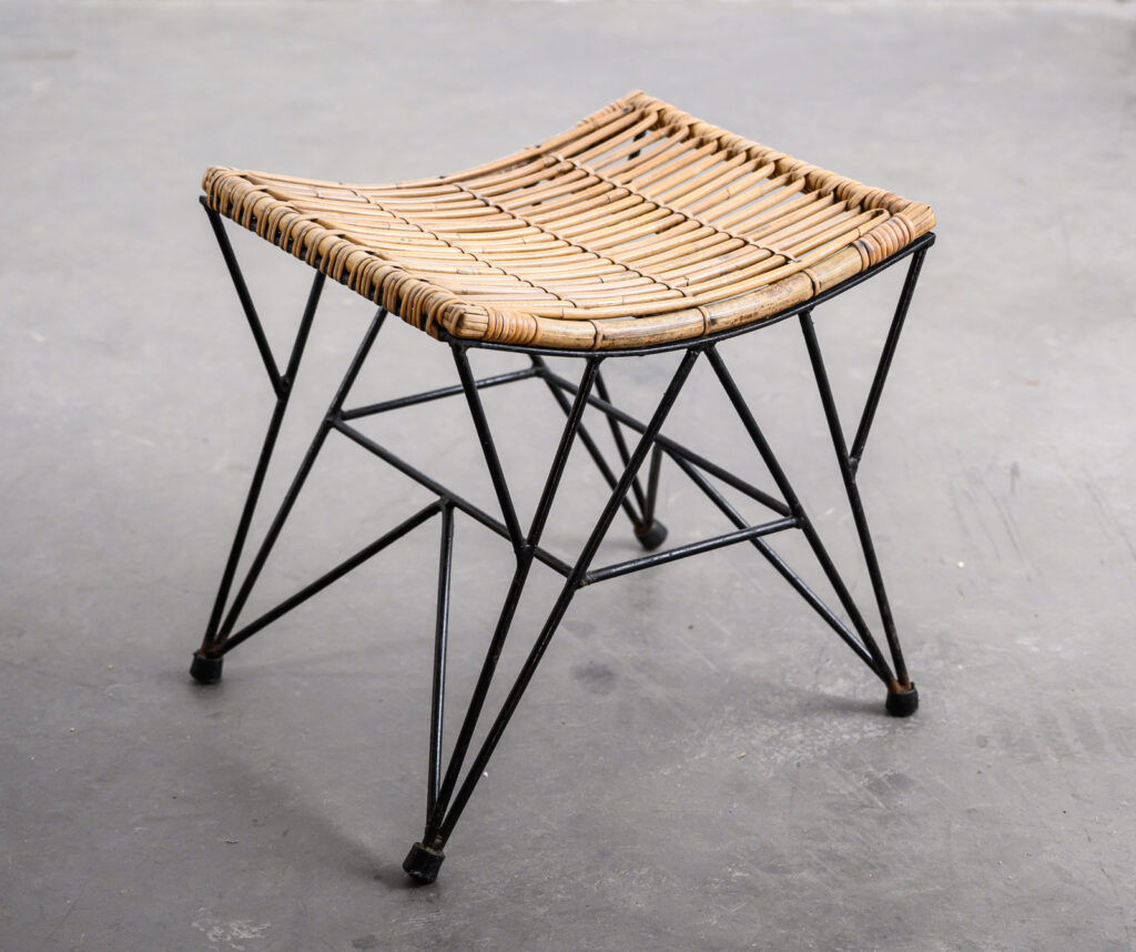 1960s-rattan-stool6