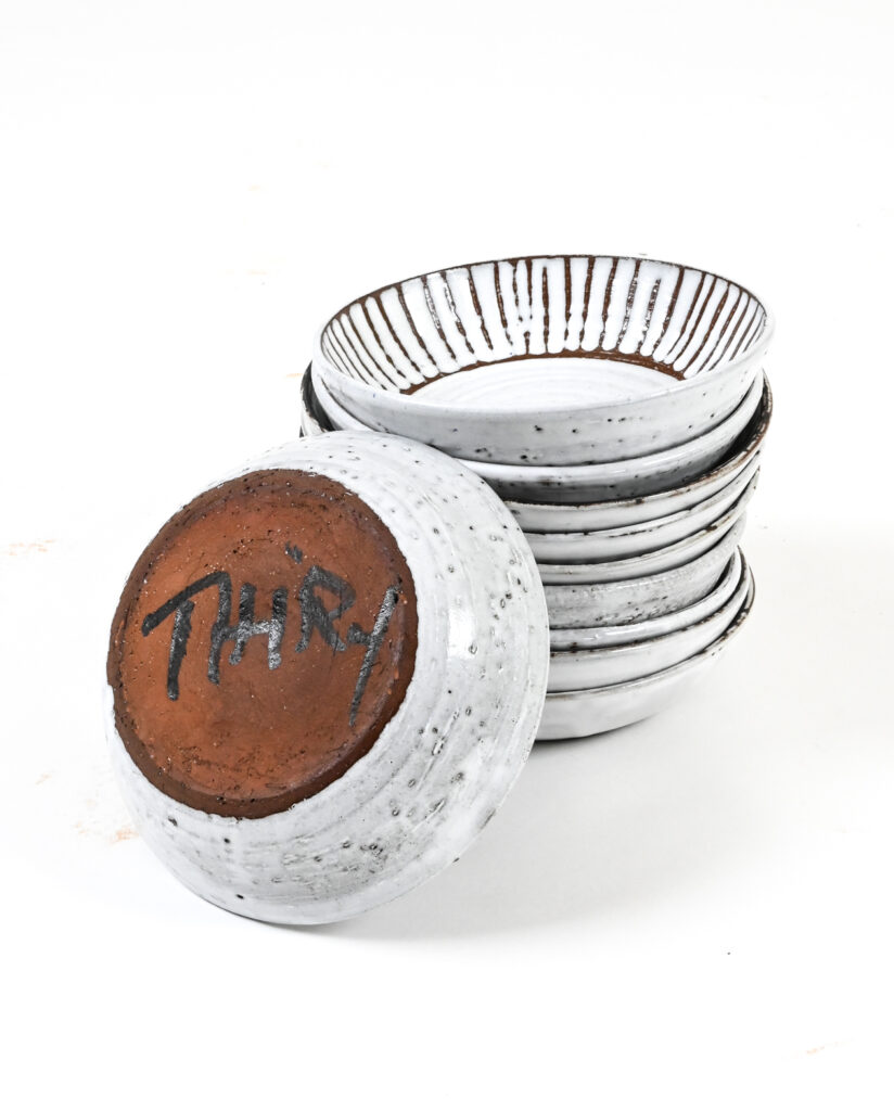 33-Ceramic-plates-dishes-serving-bowls-by-Albert-Thiry2 33-Ceramic-plates-dishes-serving-bowls-by-Albert-Thiry2