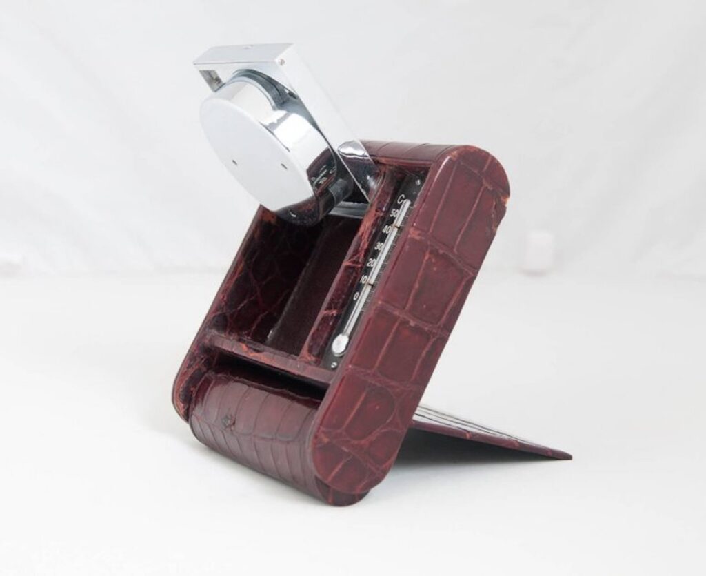 Art_Deco_travelling_barometer_and_thermometer_by_Jaeger_10_master