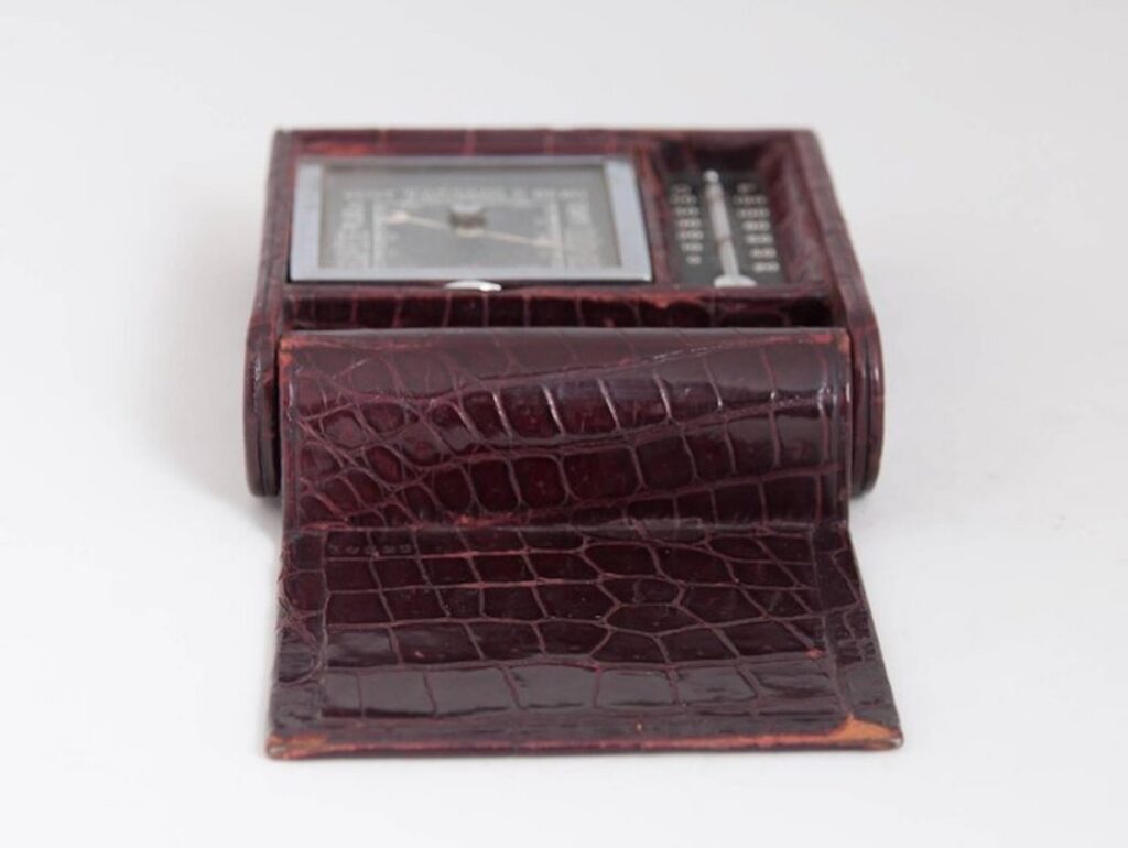 Art_Deco_travelling_barometer_and_thermometer_by_Jaeger_2_master