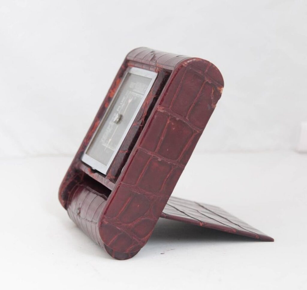 Art_Deco_travelling_barometer_and_thermometer_by_Jaeger_8_master