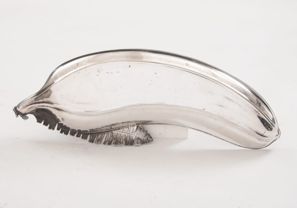 Christian Dior fruit shaped vide poche attributed to Gabriella Crespi-2