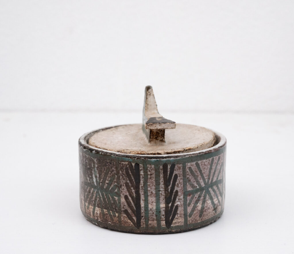 Covered-pot-by-Jean-Derval5