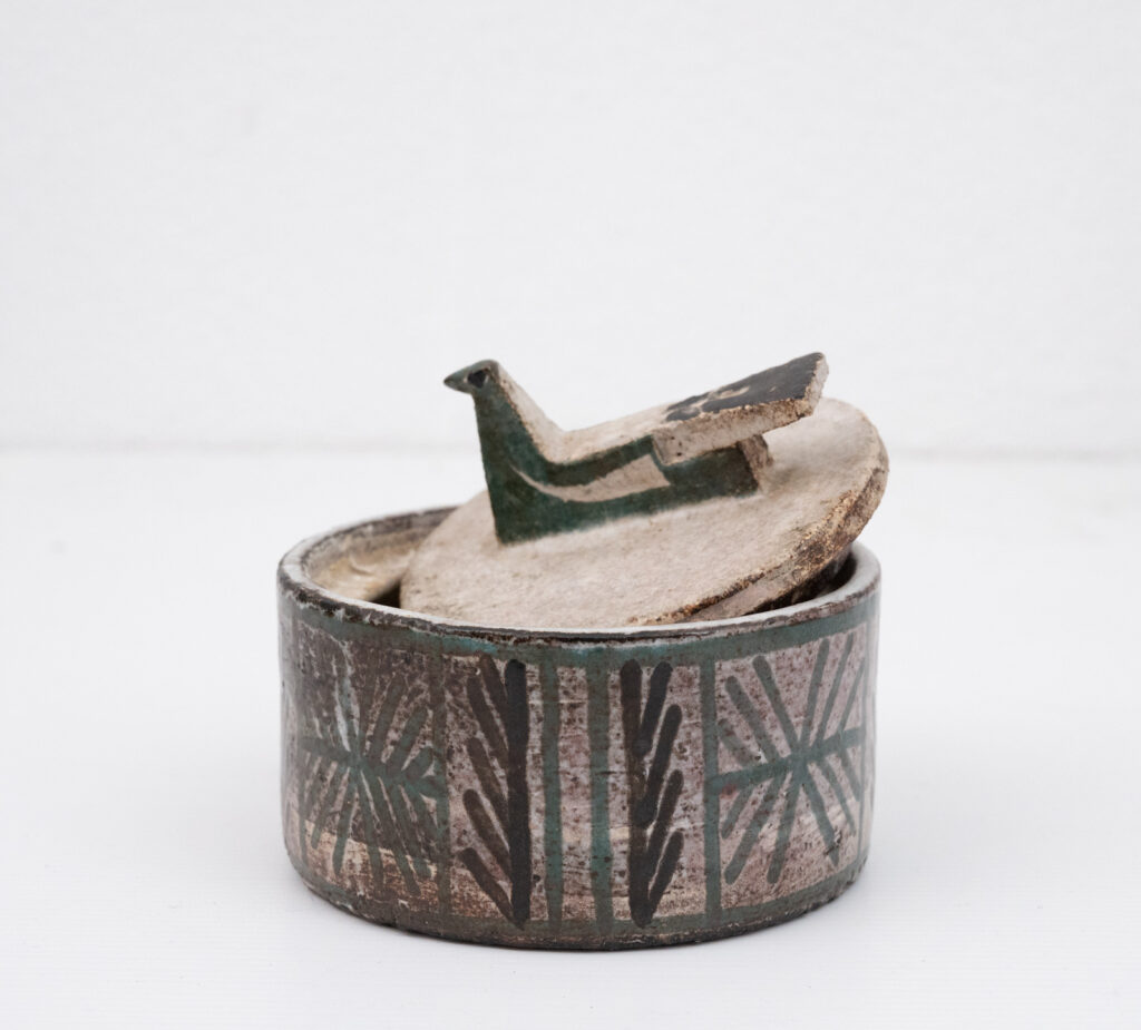 Covered-pot-by-Jean-Derval6