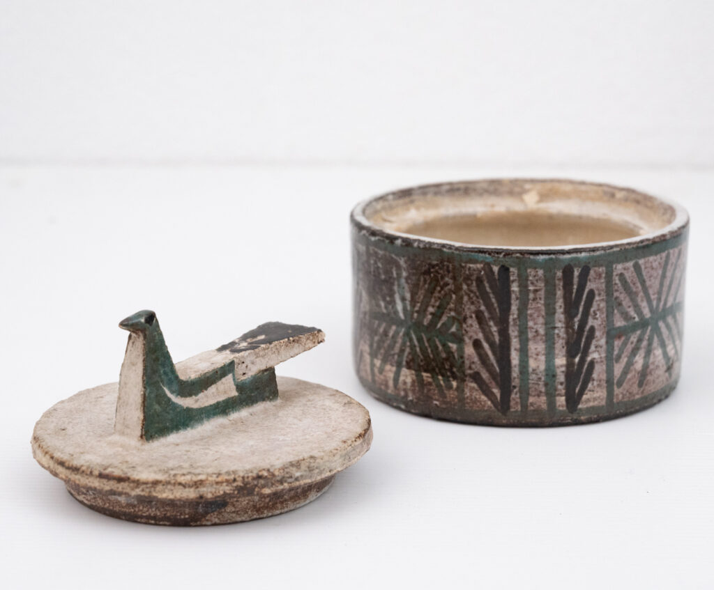 Covered-pot-by-Jean-Derval7