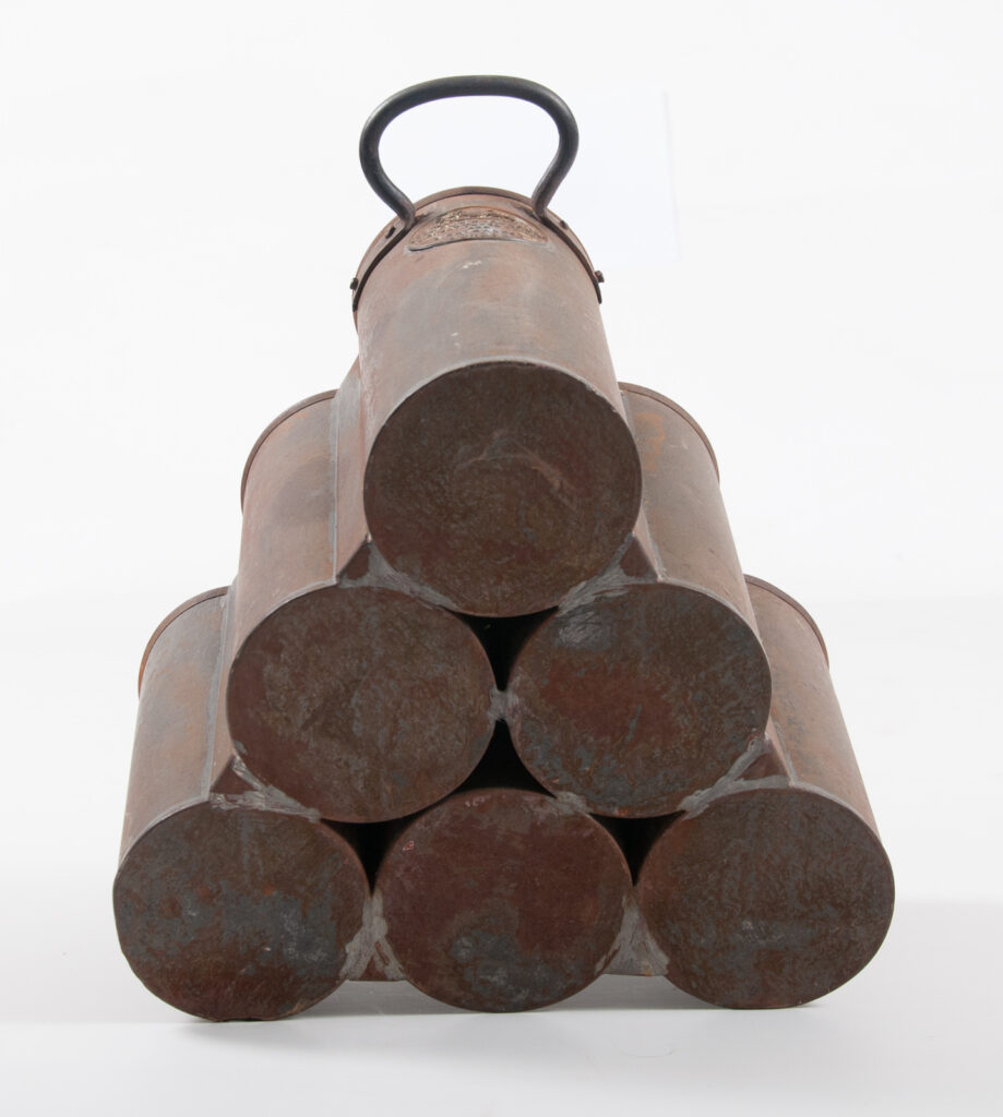 Farrow_and_Jackson_bottle_carrier-7