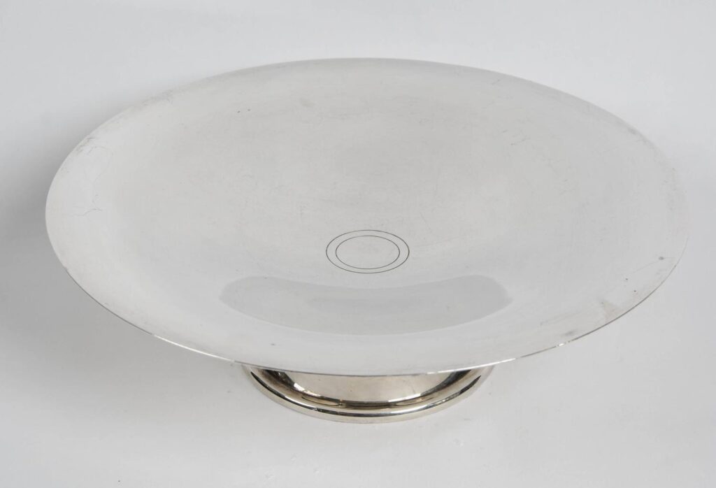 French art deco Tazza designed by Luc Lanel3