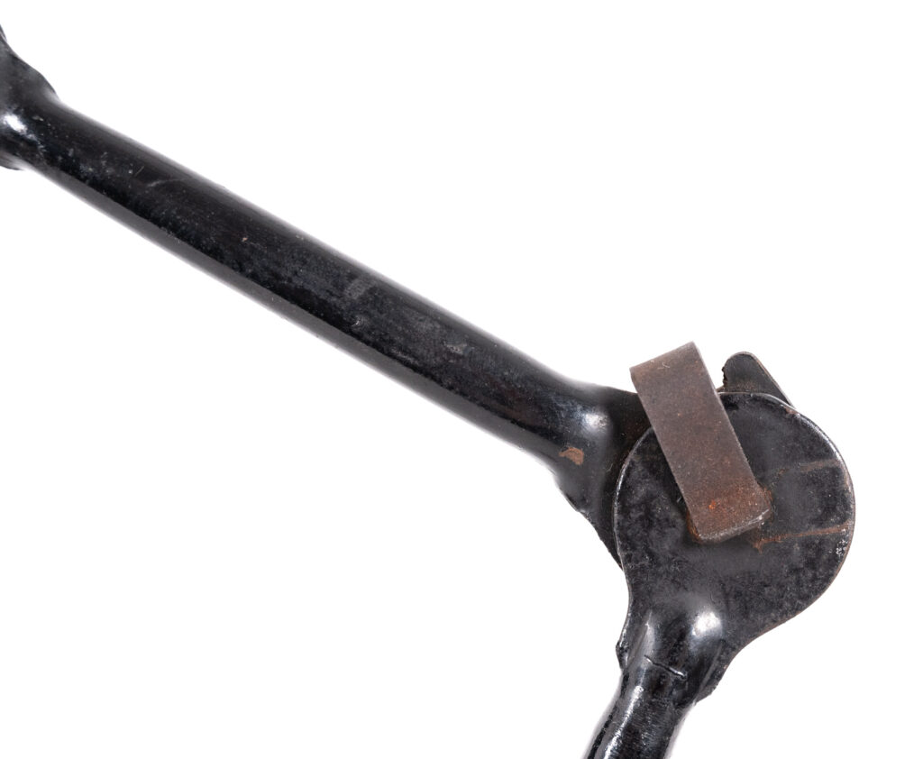 Gras-Ravel-207-model-adjustable-table-lamp5