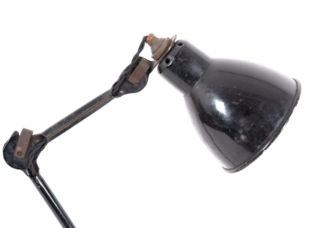 Gras-Ravel-207-model-adjustable-table-lamp6