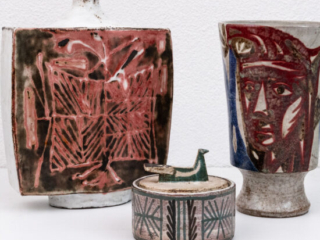 Hand-thrown-stoneware-vase-by-Jean-Derval1