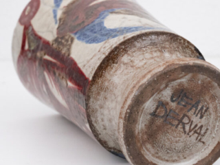 Hand-thrown-stoneware-vase-by-Jean-Derval10