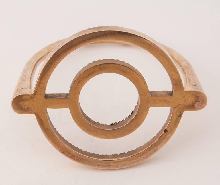 Herm_s_stirrup_clock_designed_by_Paul_Dupr_Lafon_10_l