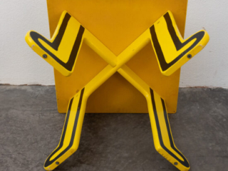 Keith-Haring-kids-table-by-Vilac10