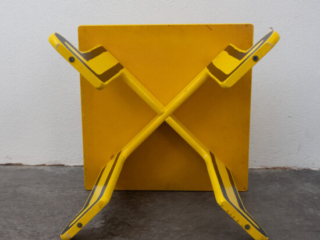 Keith-Haring-kids-table-by-Vilac12