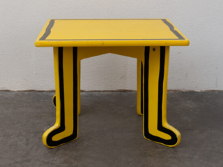 Keith-Haring-kids-table-by-Vilac4