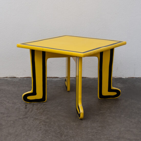 Keith-Haring-kids-table-by-Vilac5