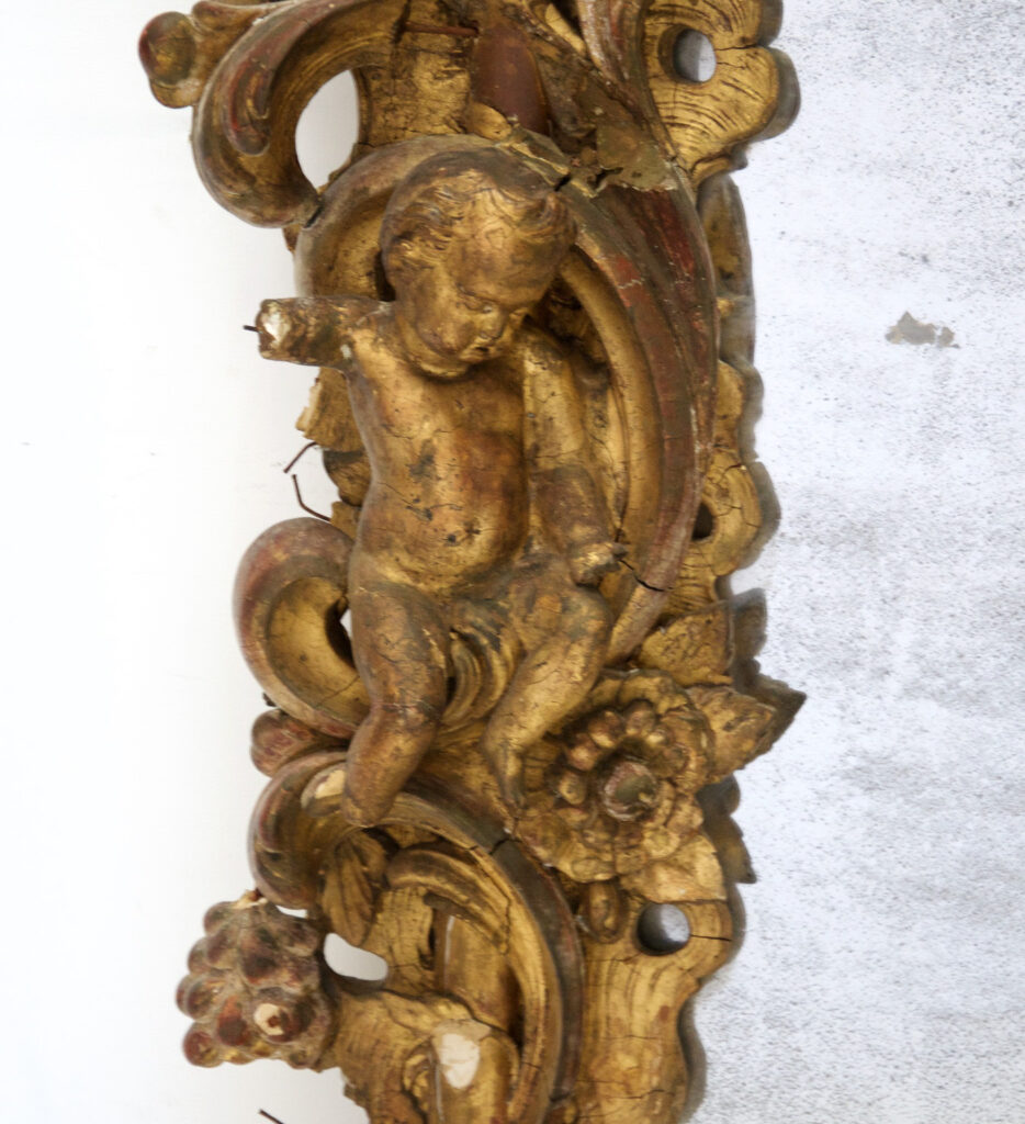 Large Baroque gilt gesso mirror-4.jpg