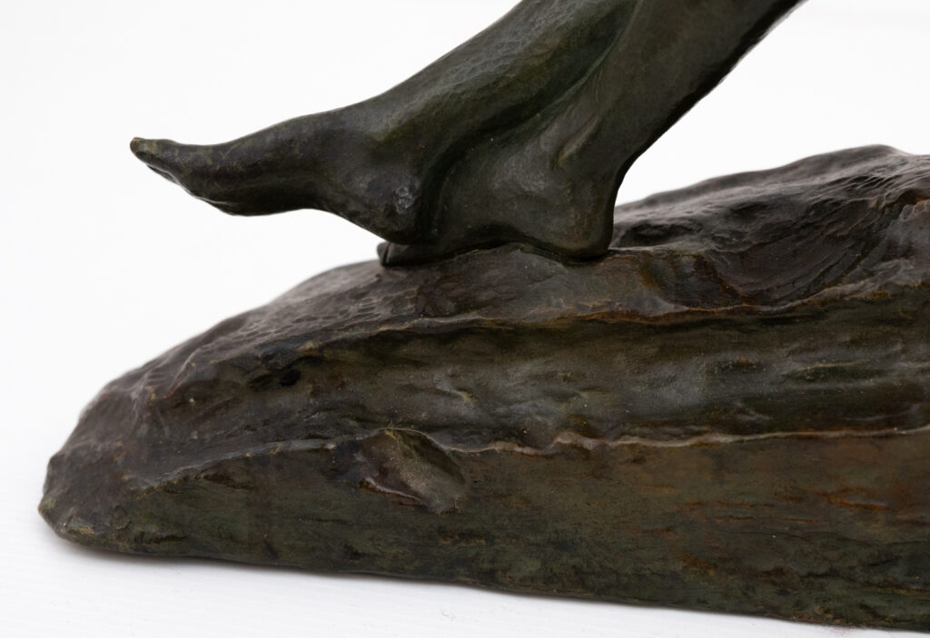 Le-Penseur-patinated-bronze-figure-by-Pierre-Le-Faguays7