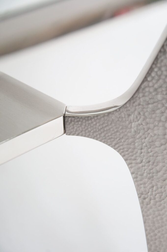 Maison Charles Potence table-2