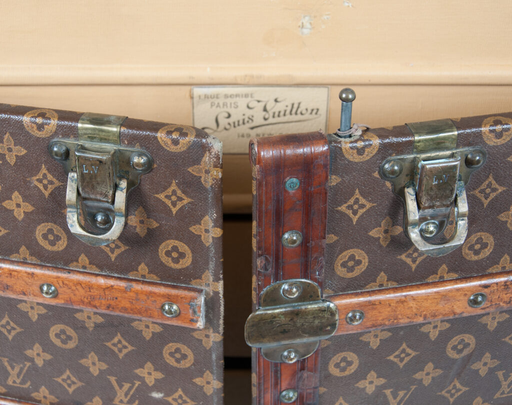 Malle a tiroirs by Louis Vuitton-14