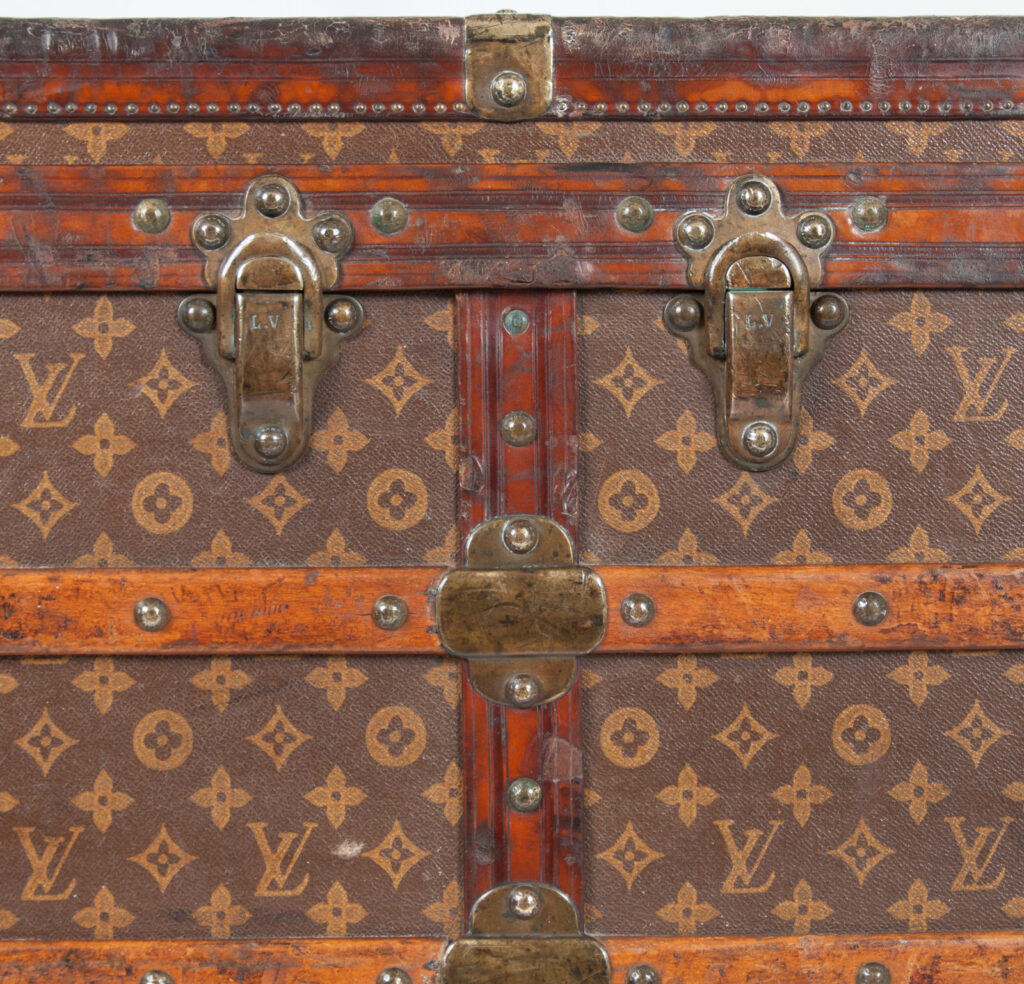 Malle a tiroirs by Louis Vuitton-3