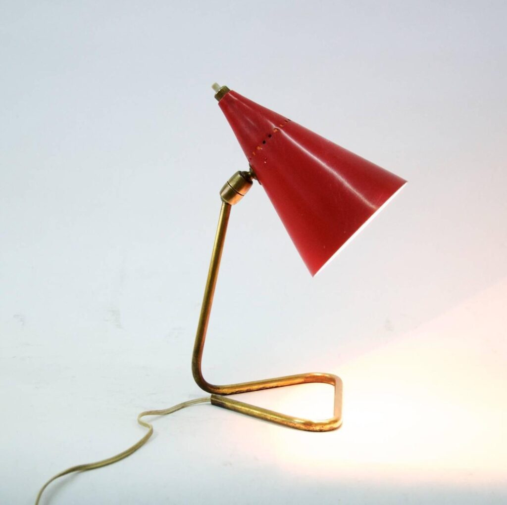 Mid-Century Italian Articulated Table Lamp Attributed to Stilnovo9