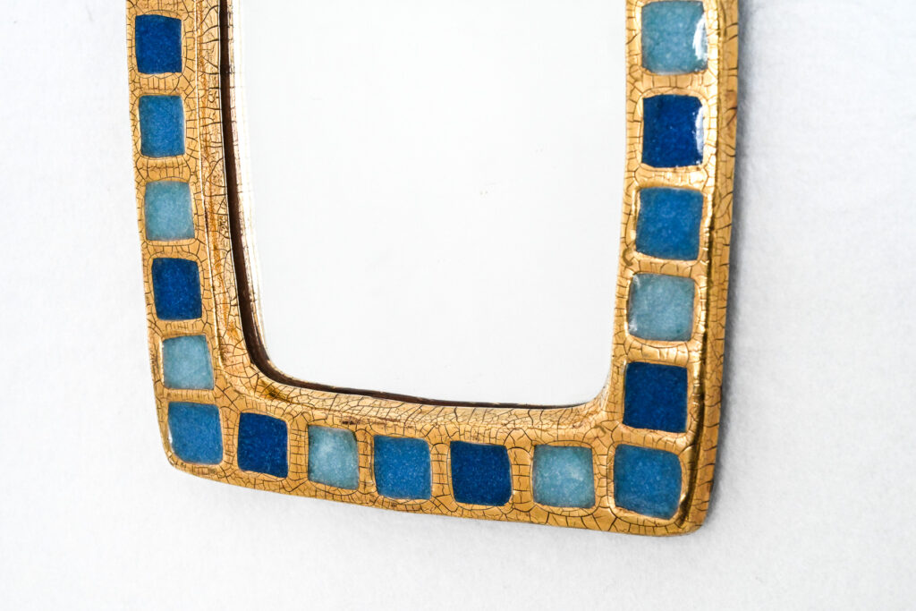 Mithé-Espelt-pâte-de-verre-long-mirror-07