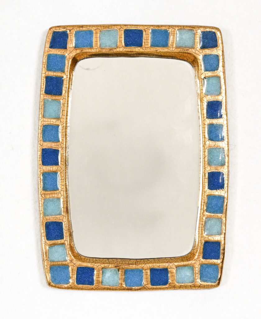 Mithé-Espelt-pâte-de-verre-long-mirror-12