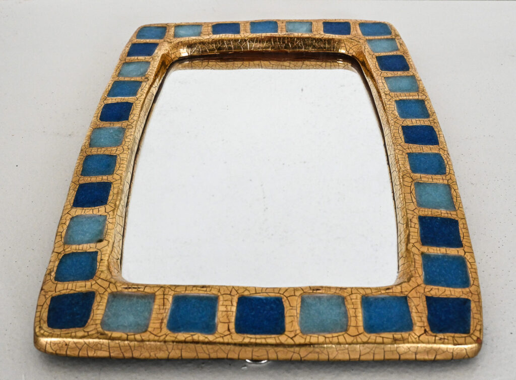 Mithé-Espelt-pâte-de-verre-long-mirror-18