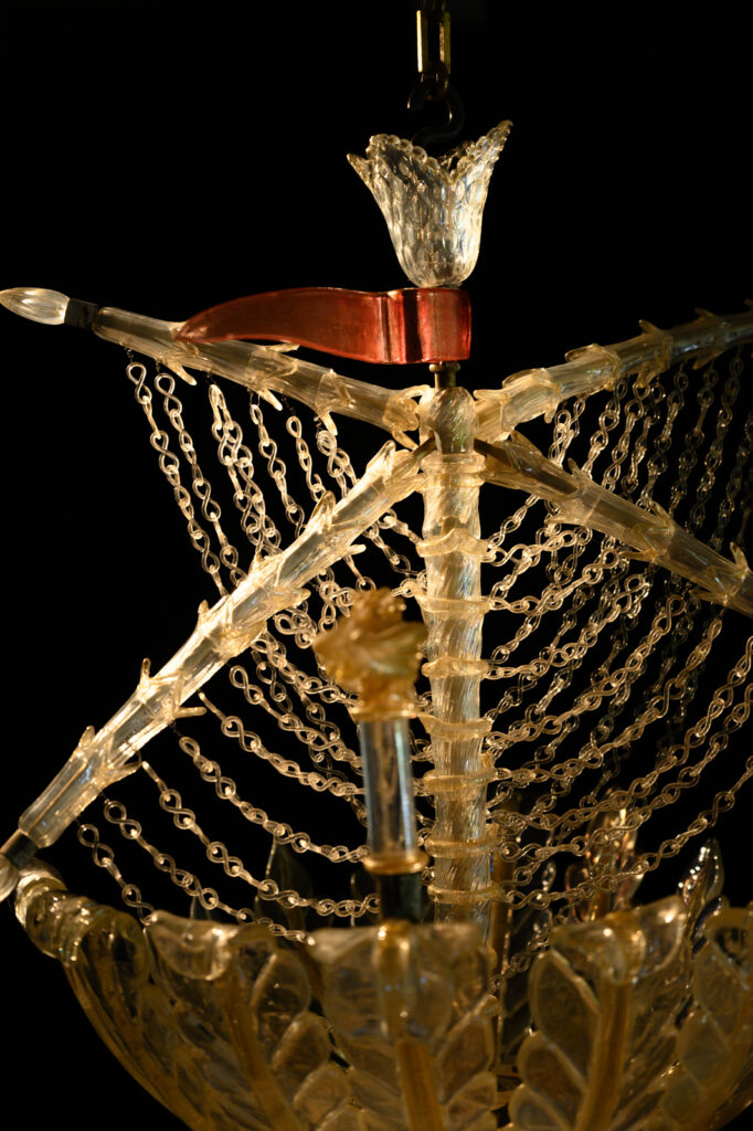Murano-galleon-light-by-Seguso-for-Veronese2