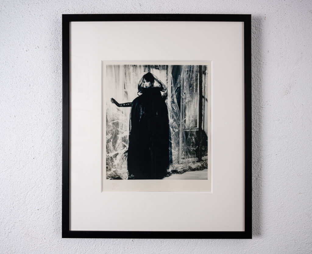 Original-photograph-of-Christy-Turlington-in-black-by-Karl-Lagerfeld3