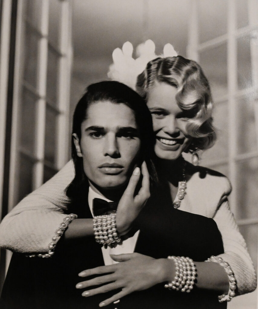 Original-photograph-of-Claudia-Schiffer-with-Cameron-Alborzian-by-Karl-Lagerfeld-02