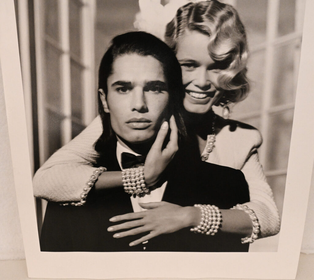 Original-photograph-of-Claudia-Schiffer-with-Cameron-Alborzian-by-Karl-Lagerfeld-04