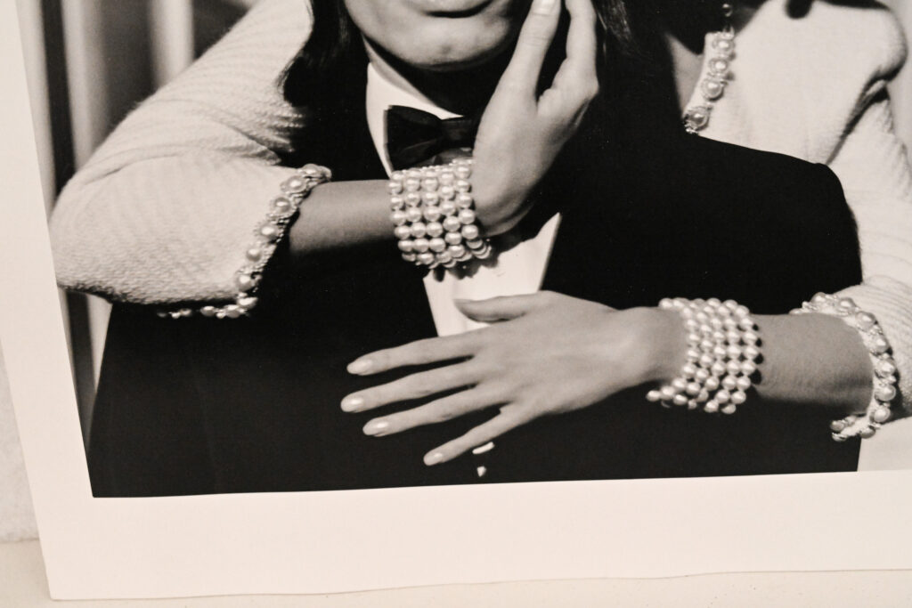 Original-photograph-of-Claudia-Schiffer-with-Cameron-Alborzian-by-Karl-Lagerfeld-09