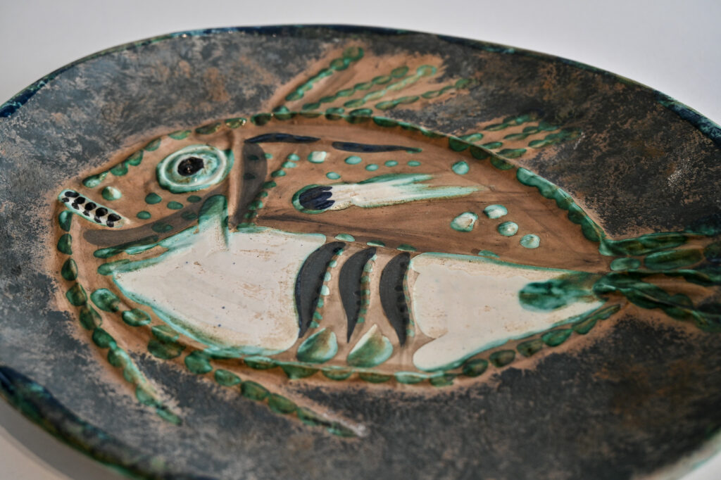 Pablo-Picasso-plat-ovale-Poisson-Chine-by-Madoura-04 Pablo-Picasso-plat-ovale-Poisson-Chine-by-Madoura-04