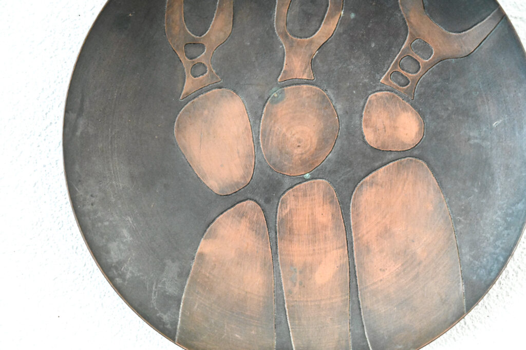 Pair-of-1970s-brutalist-anatomical-copper-bowls-14