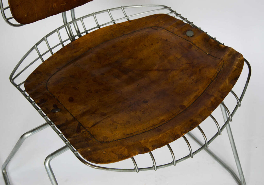 Pair of Beaubourg chairs4